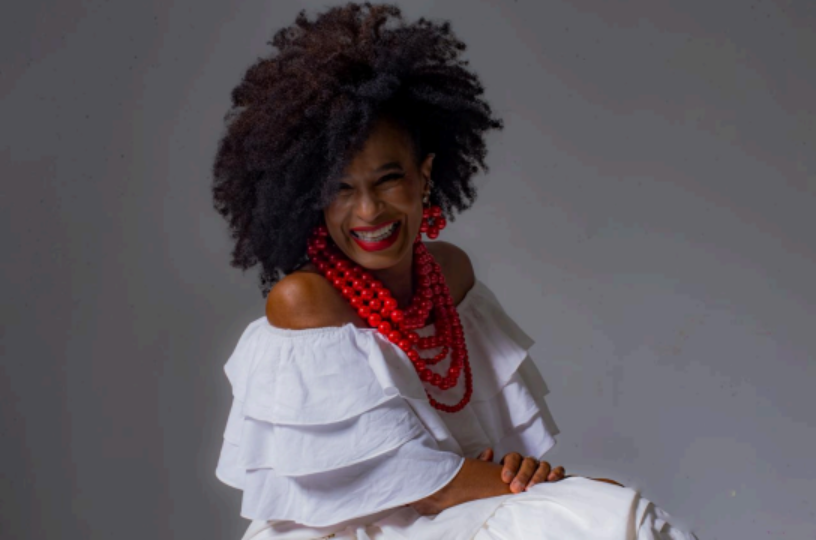 BRECHÓ CABARET: Sesc Pinheiros recebe Izzy Gordon no lançamento de ...